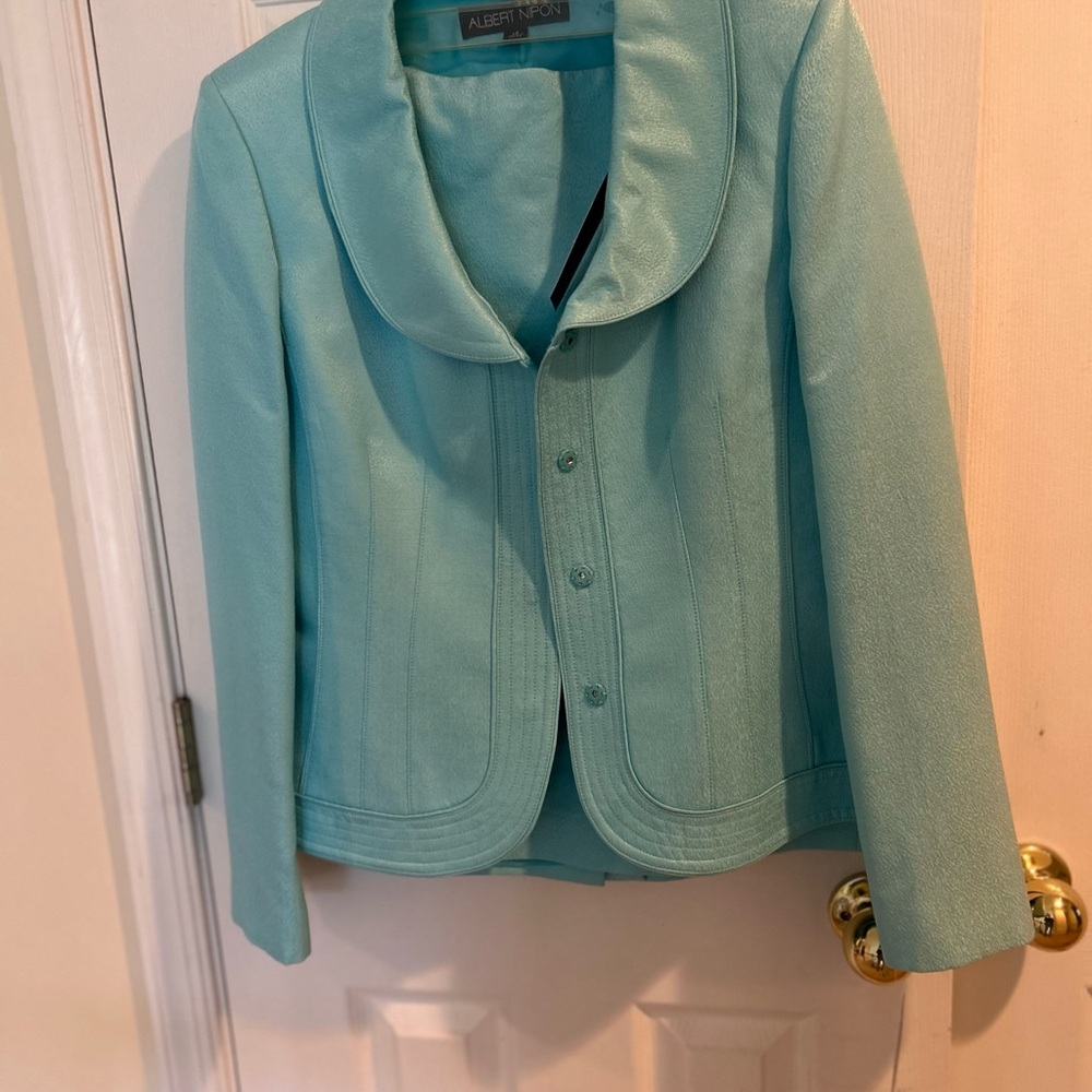 Albert Nipón textured turquoise blue Women's Blazer Jacket suit.